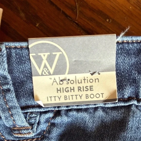 Wit & Wisdom Indigo Flared Jeans - Picture 7 of 8